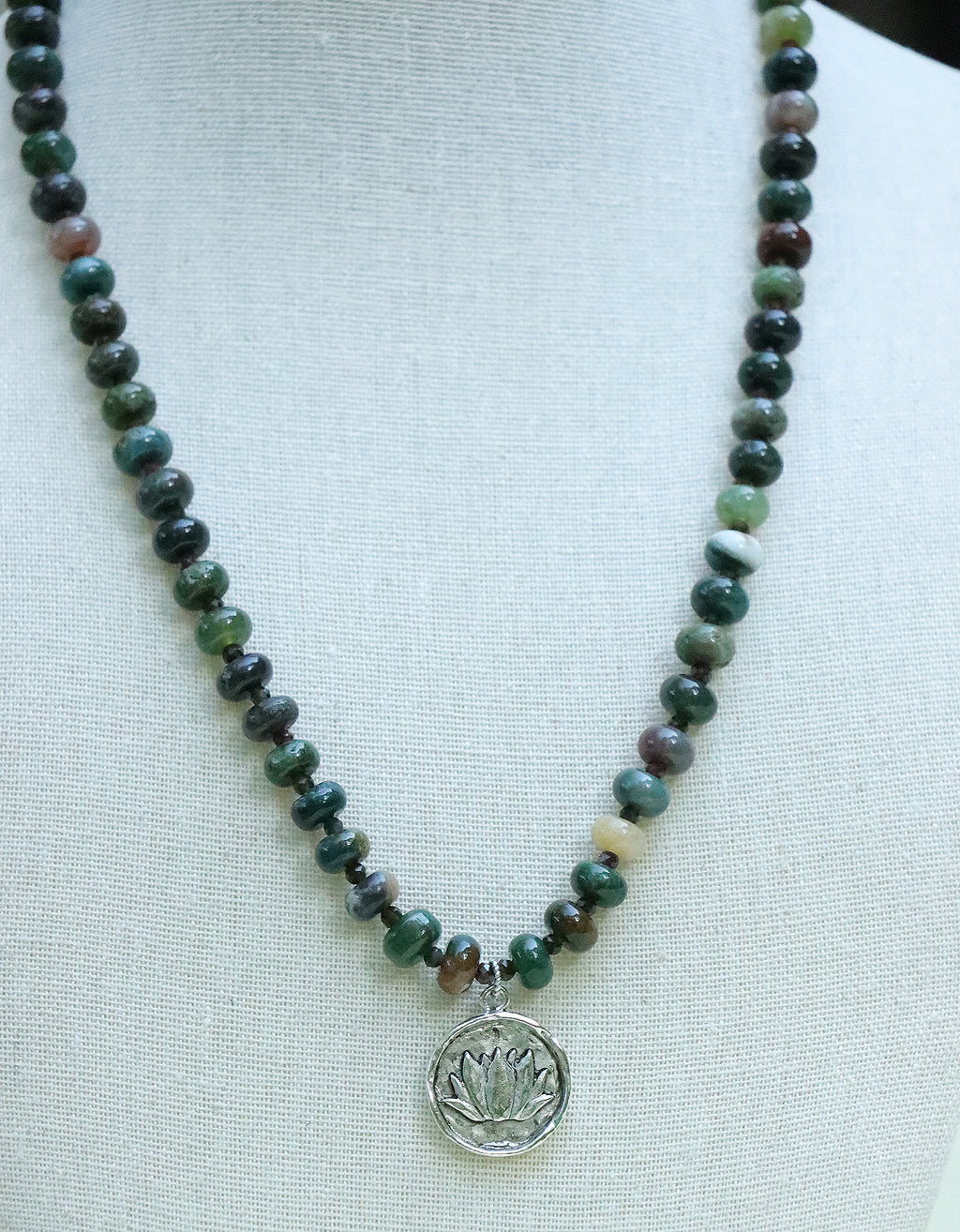 Verdant Stillness Necklace