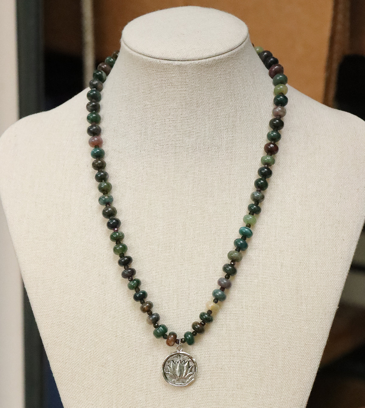 Verdant Stillness Necklace