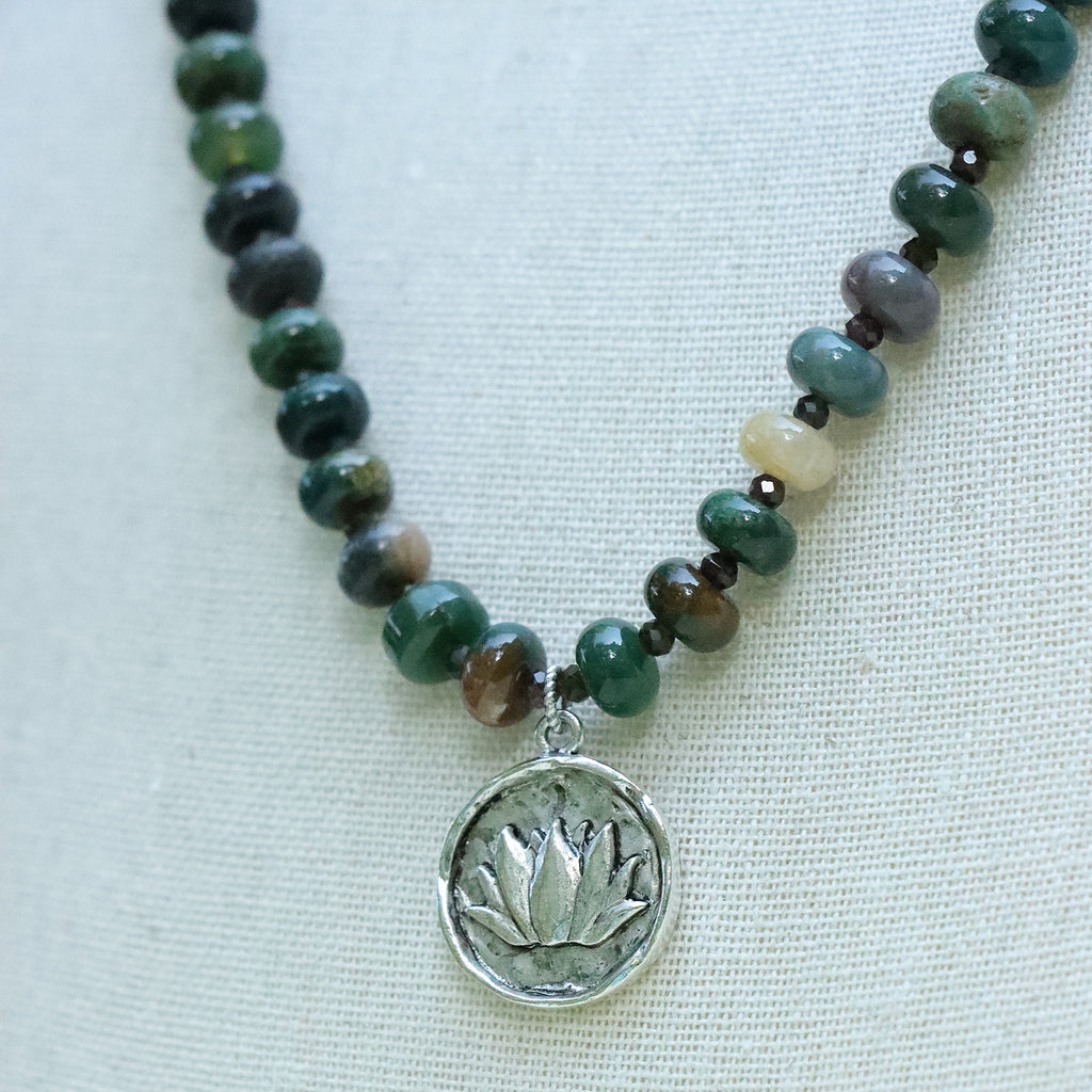 Verdant Stillness Necklace