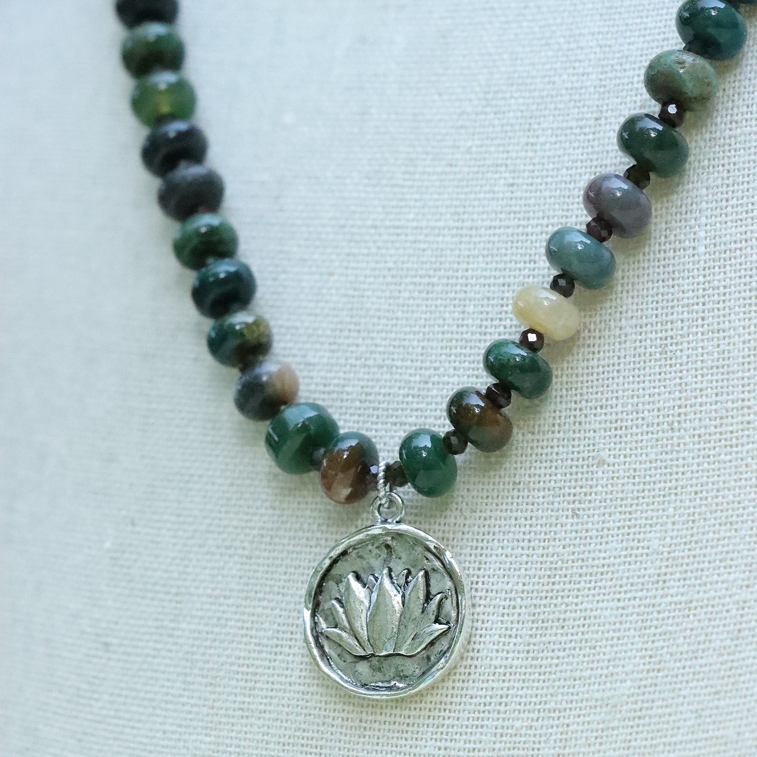 Verdant Stillness Necklace