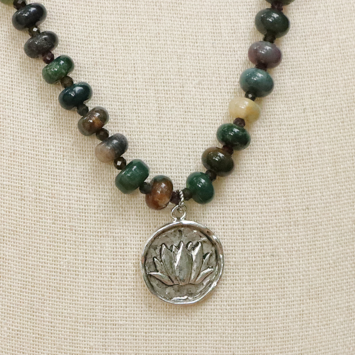 Verdant Stillness Necklace