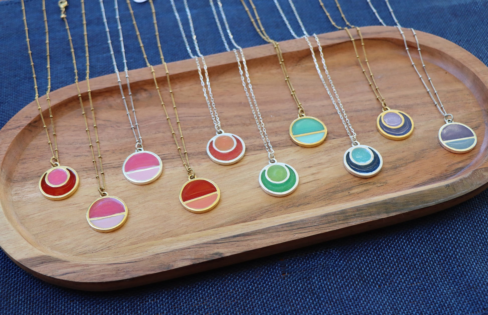 Double Circle Color Block Necklace in Silver