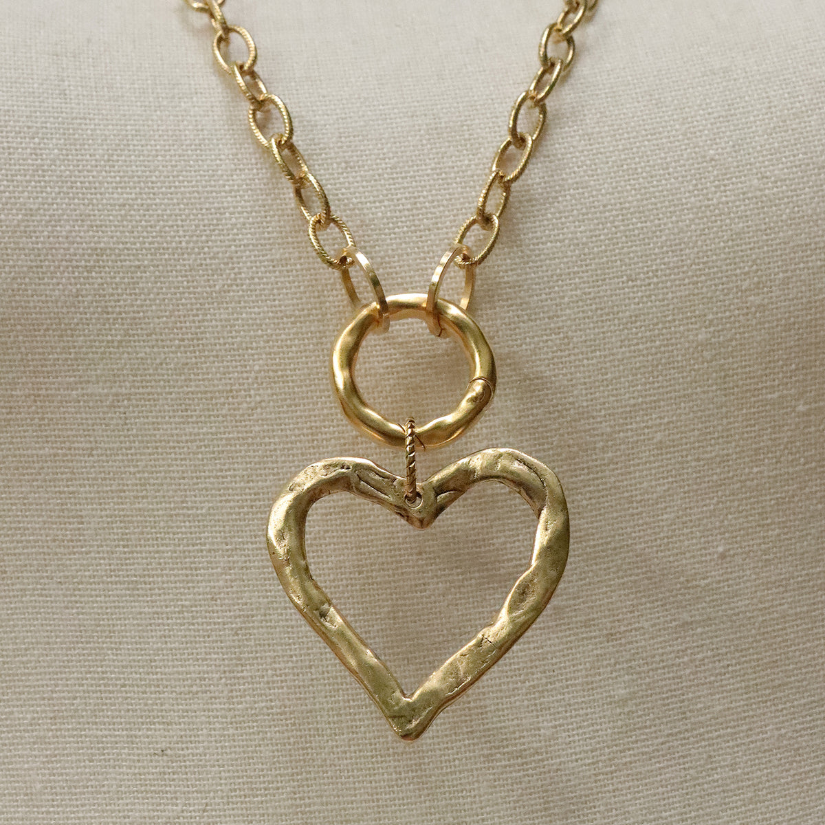 Golden Heartlink Necklace