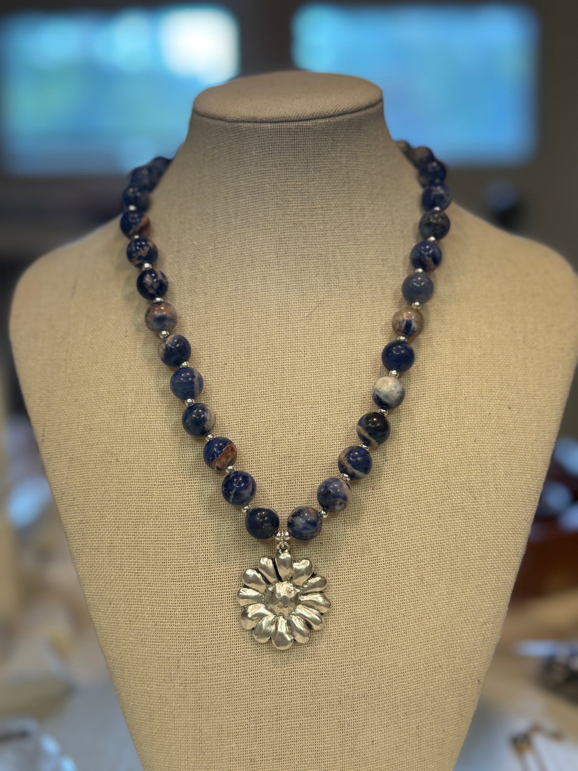 Midnight Bloom Necklace