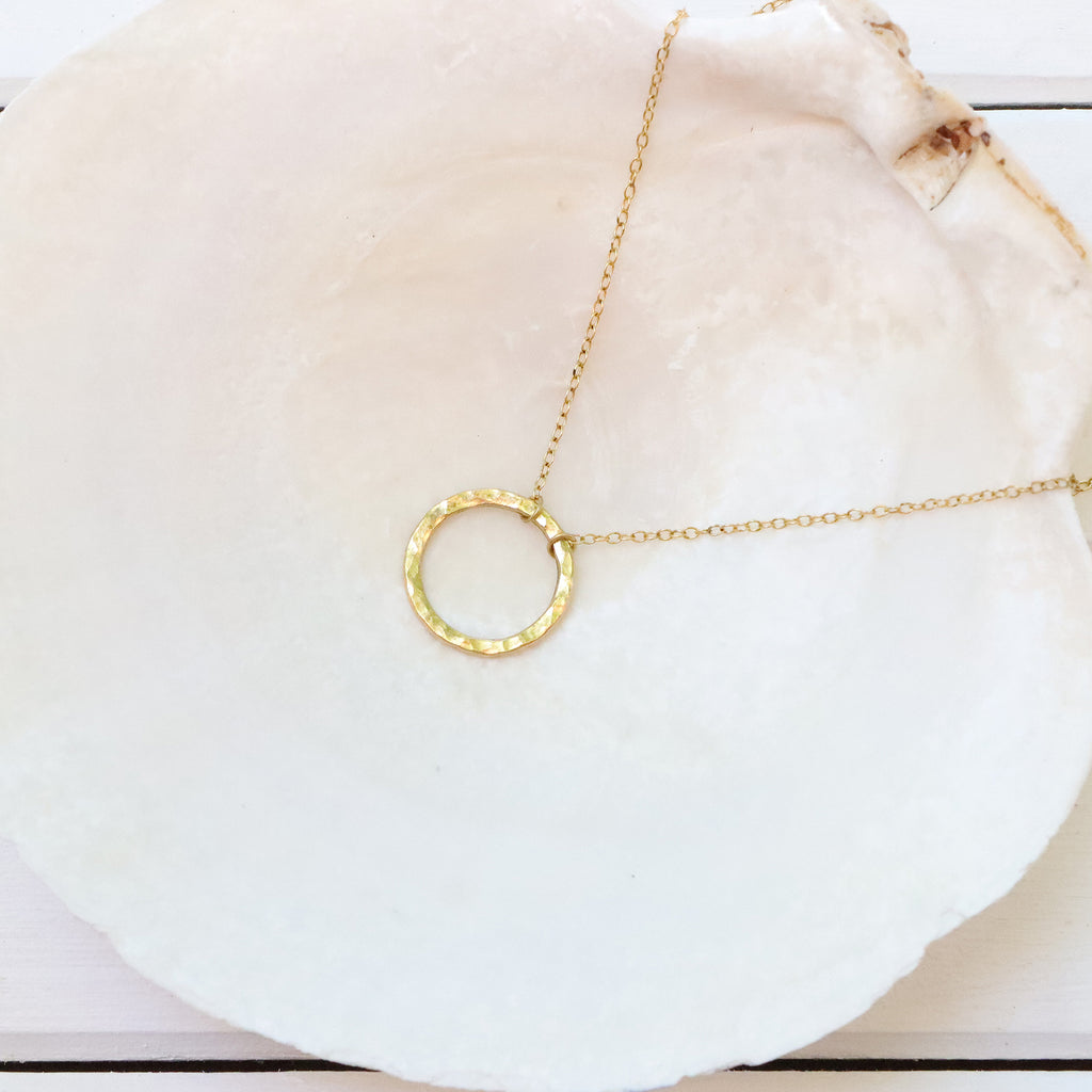 Circle Simplicity Necklace in Gold