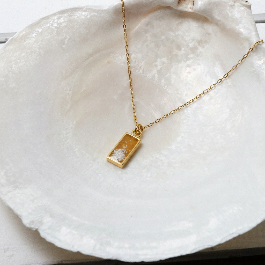 Small Rectangle Necklace in Gold